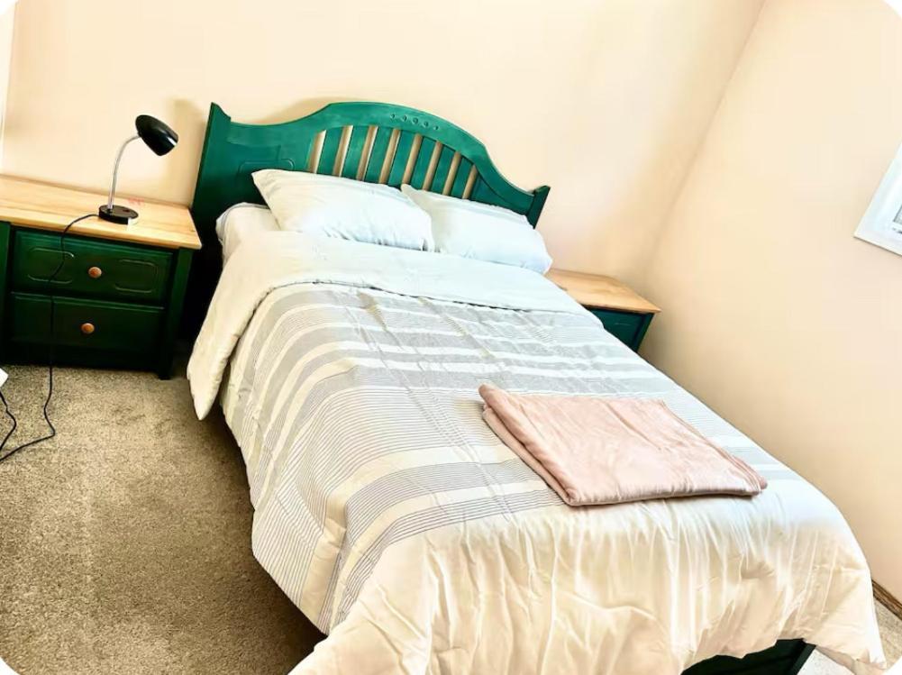 Airport 4br2ba Double Garage Pet Friendly *